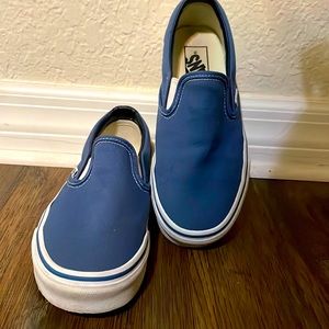 ✨like new✨ blue vans size 5 boys